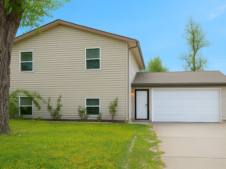 1st image of 2808 W Anita Ave