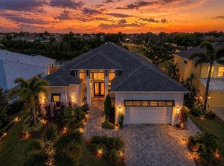 5605 Seagrass Pl, Apollo Beach, FL 33572