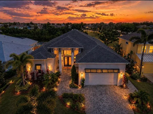 5605 Seagrass Pl, Apollo Beach, FL 33572