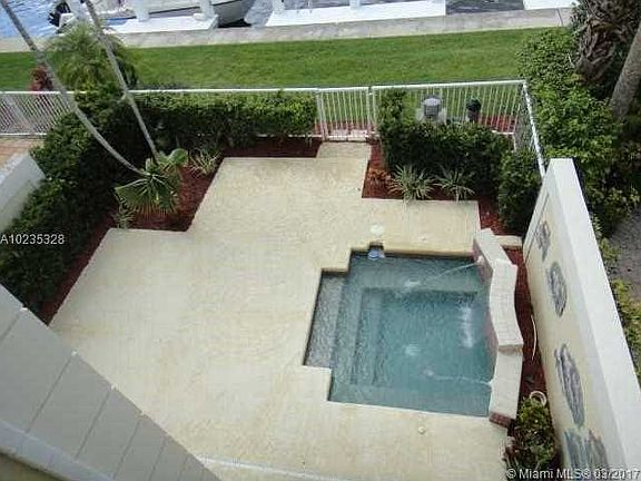 2nd image of 3753 NE 214th St