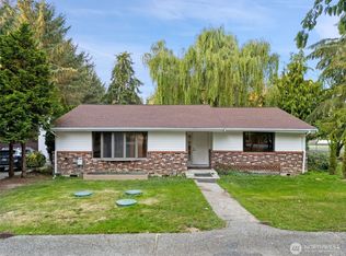 110 Marchbanks Rd, Sequim, WA 98382