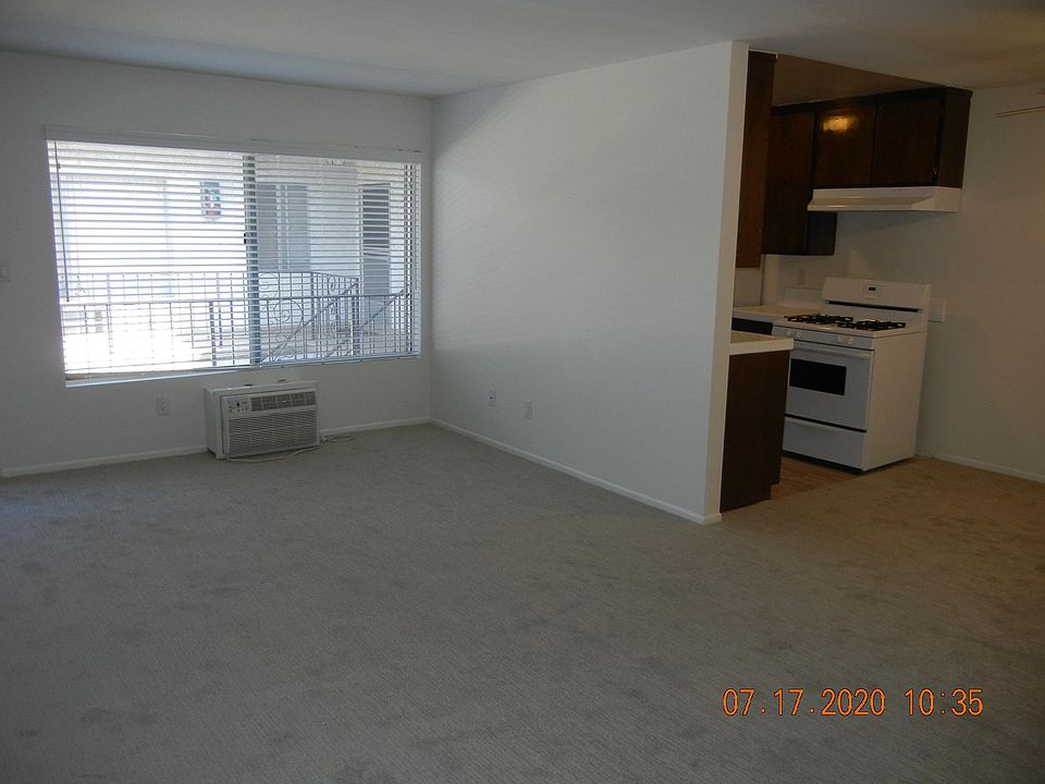 1st image of 1530 Purdue Ave #12