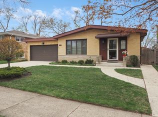 7746 Churchill St, Morton Grove, IL 60053