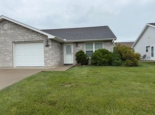 2260 S Sterling Ave, Marshall, MO 65340