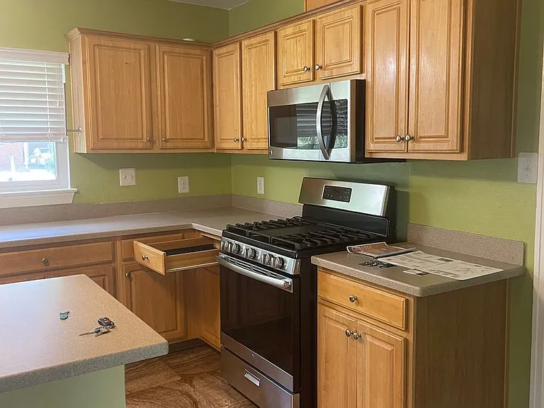 291 N K St — Photo 3