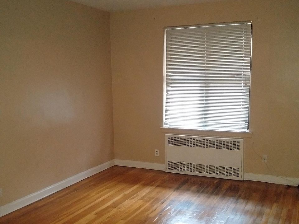 1st image of 1734 E 54th St #1
