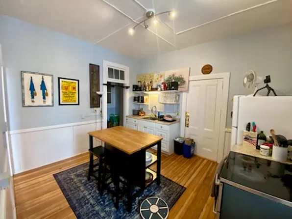 69 S Pleasant St, Amherst, MA