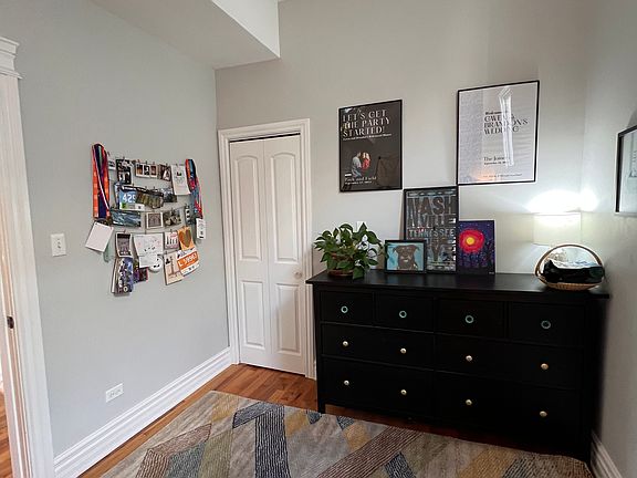 5th image of 1662 N Mozart St #2