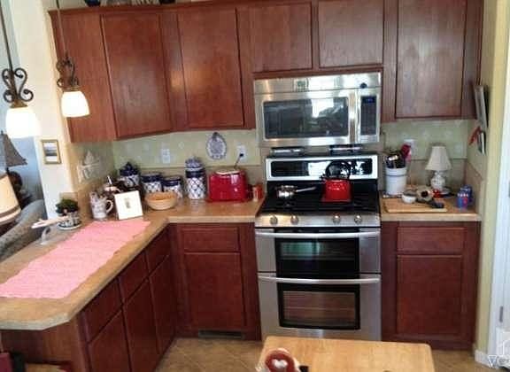3rd image of 1202 Loma Dr Space 128