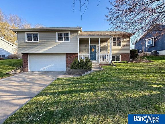 2nd image of 3410 Wildbriar Ln