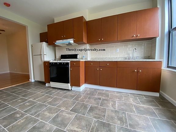 2nd image of 381 Menahan St #3A