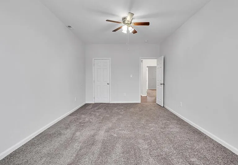 810 Brooks Ln #2 — Photo 15