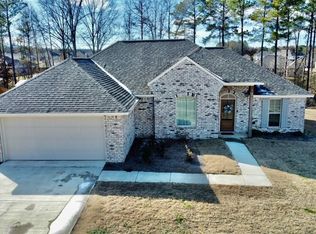 111 Brunswick Cv, Canton, MS 39046