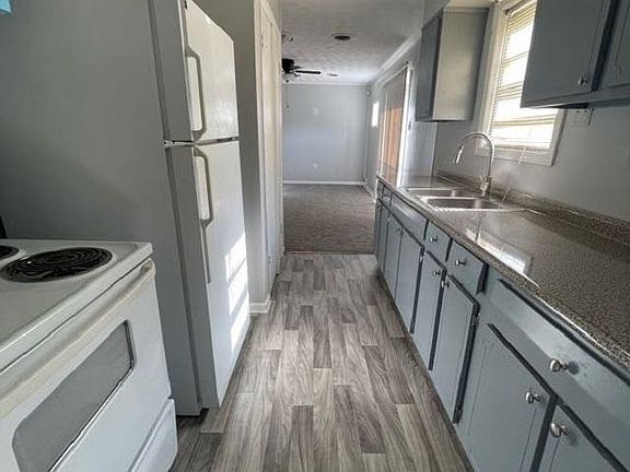 3rd image of 3041 Ashworth Cv
