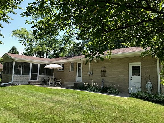 2nd image of 2935 Waldron Rd