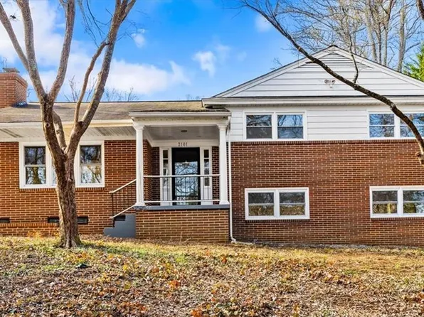 2101 Mimosa Dr, Greensboro, NC 27403