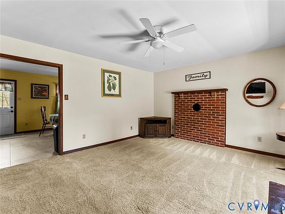 4th image of 2217 Mountain View Rd