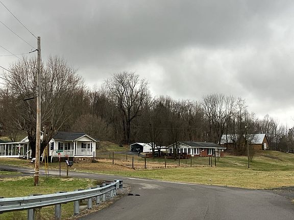 4th image of 126 Crestview Dr