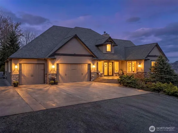 1330 Insel Road, Woodland, WA 98674