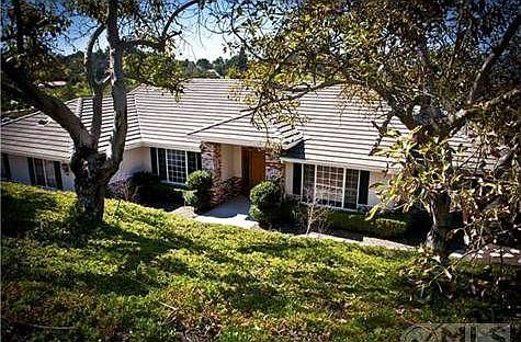 2nd image of 1517 Willow Glen Rd