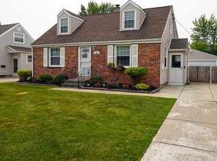 1582 Parker Blvd, Tonawanda, NY 14150