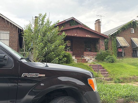 3rd image of 5085 Durant Ave