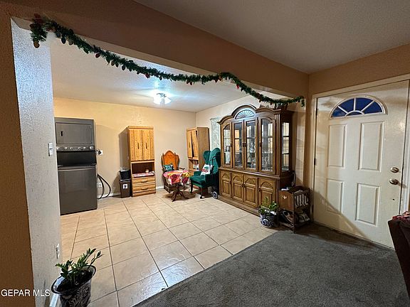 3rd image of 11527 Philip Dr