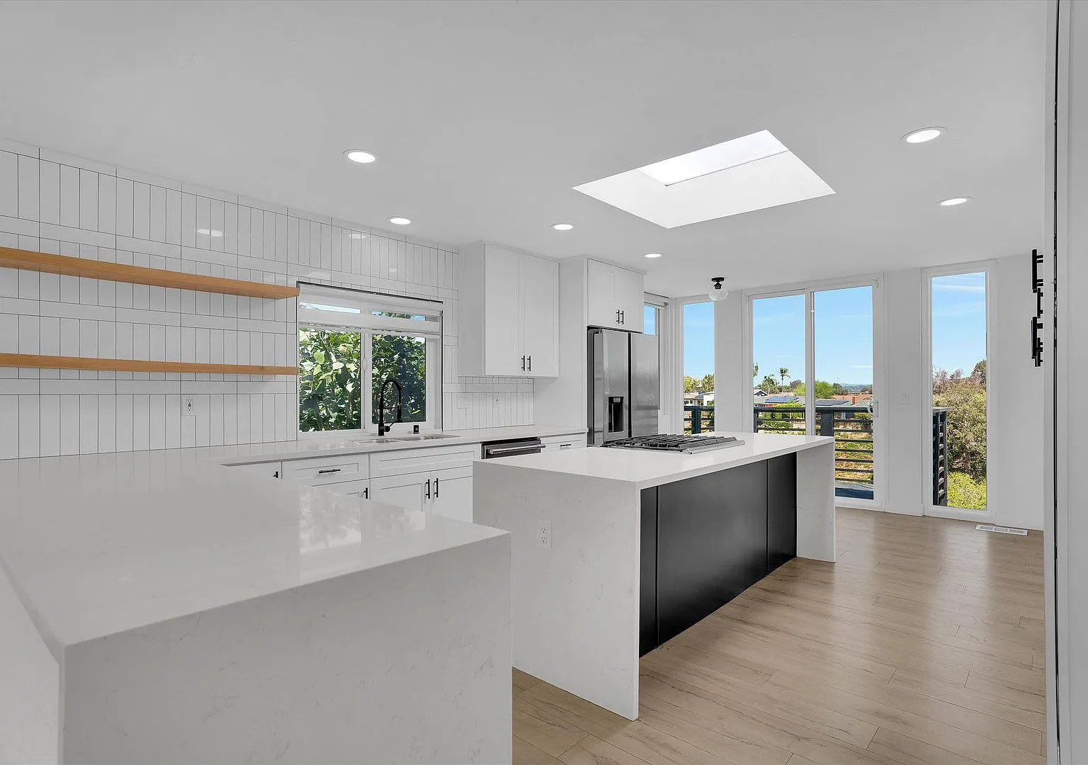 Talmadge Home with Canyon Views & Private Yard — Photo 3