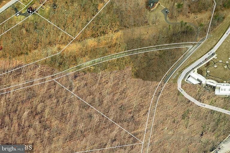 2nd image of Boonsboro Mountain Rd