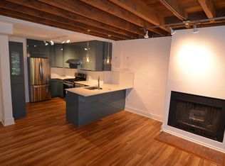 321 S Juniper St #B, Philadelphia, PA 19107
