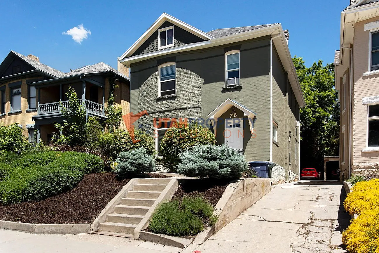 1 bed, 1.0 bath, 632 sqft, $995 — Photo 2