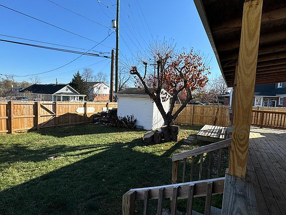 4th image of 958 Kinzel Dr