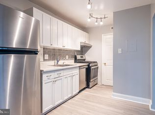 12211 Braxfield Ct APT 7, Rockville, MD 20852
