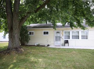 2906 Goble Dr, Lorain, OH 44055