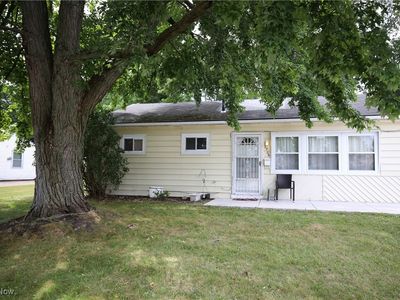 2906 Goble Dr, Lorain, OH, 44055