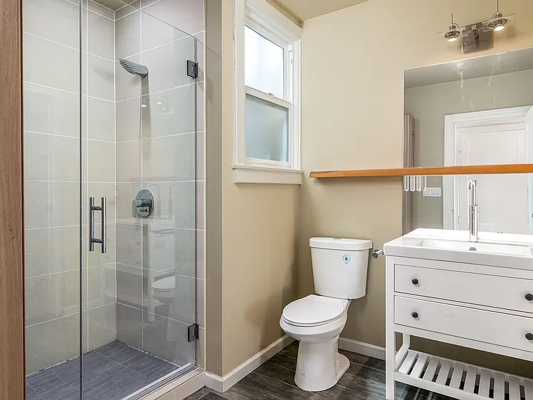 919 Teresita Blvd — Photo 16