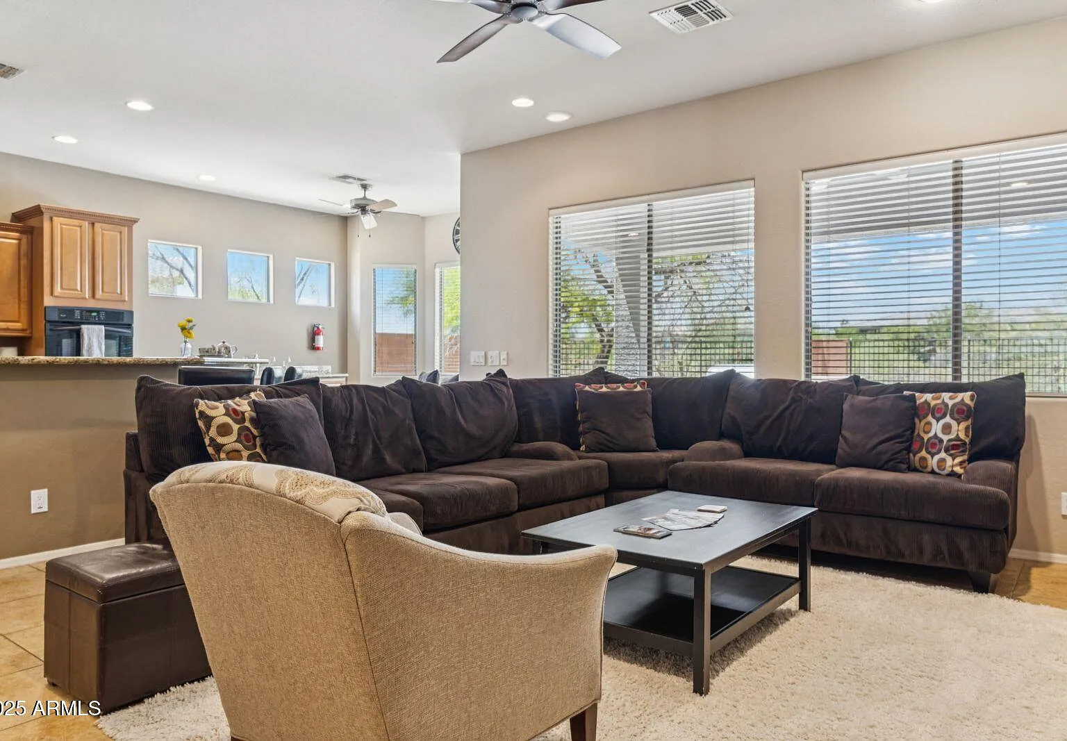 4 bed, 2.0 bath, 2112 sqft, $2,700 — Photo 2