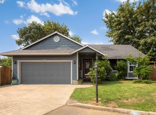 88074 Pine St, Veneta, OR 97487