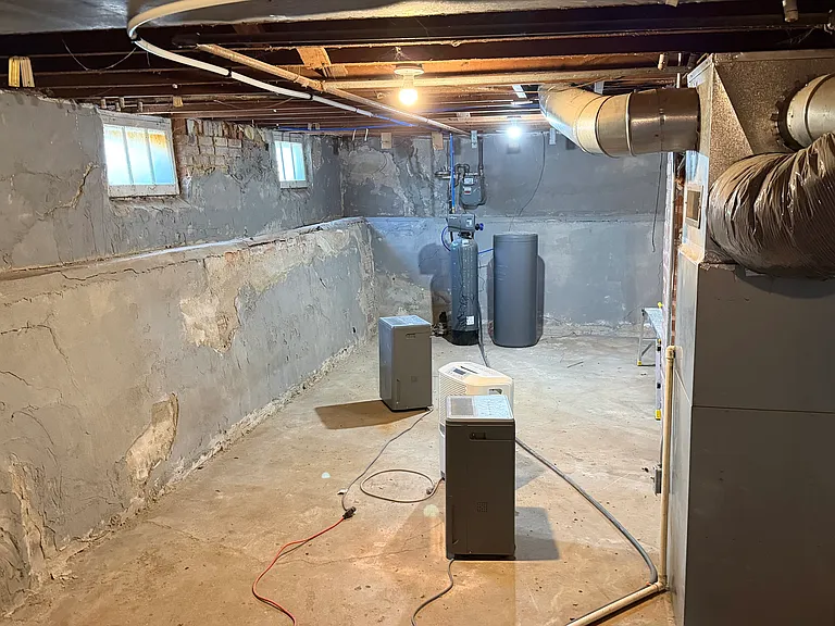 1300 N Burlington Ave — Photo 18