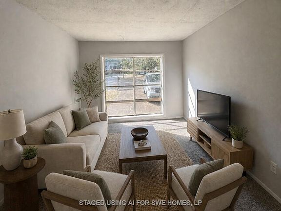 4th image of 720 Macarthur Ave