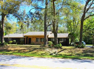 827 NW 94th St, Gainesville, FL 32606