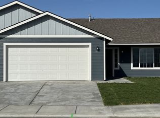 2860 Grouse St, Umatilla, OR 97882