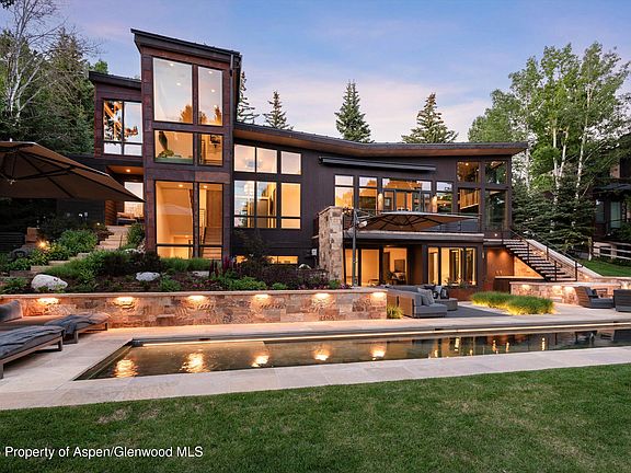 3rd image of 62 Bennett Ct