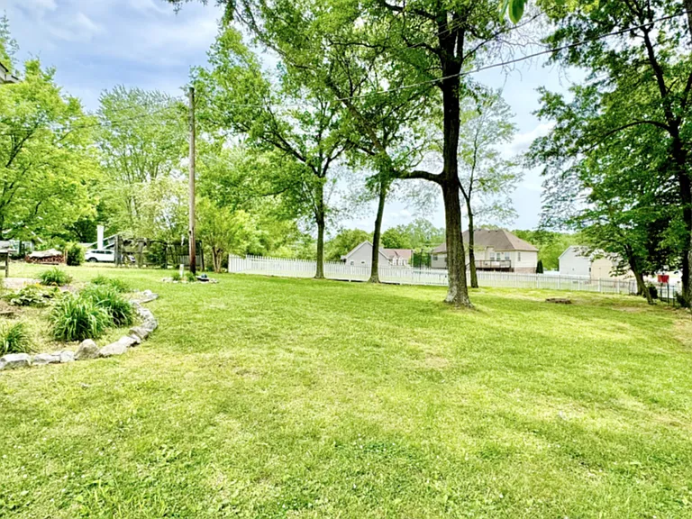 3103 Spring Creek Ct — Photo 2
