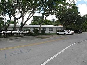 4th image of 190 NE 90th St APT 1