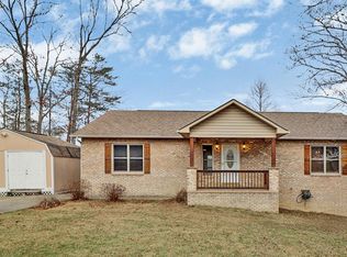 125 Catoosa Canyon Dr, Crossville, TN 38571