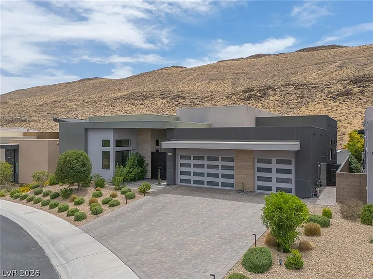 5201 Peak Climb Dr — Photo 79
