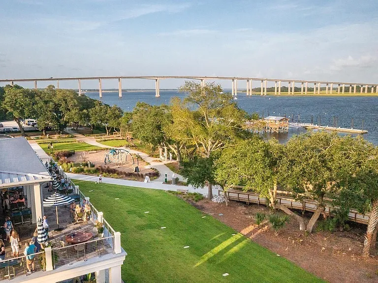 125 Pier View St #205 — Photo 26