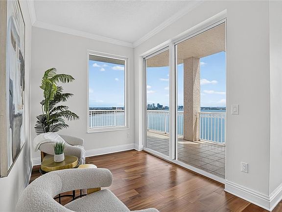 5th image of 3507 BAYSHORE BOULEVARD #2101