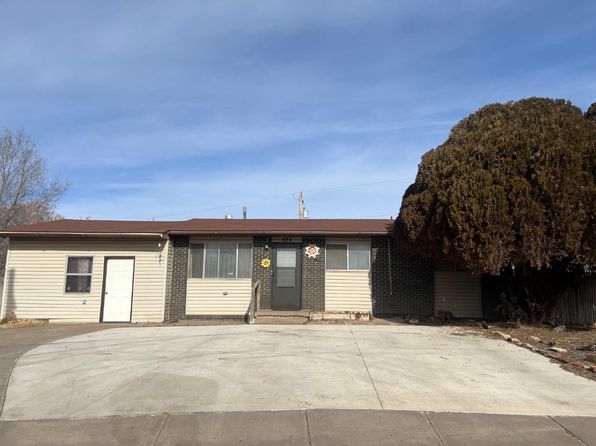 425 Driftwood Ln, Liberal, KS 67901